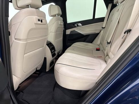 Certified 2023 BMW X5 xDrive40i w/ Premium Package AWD/4WD image 17