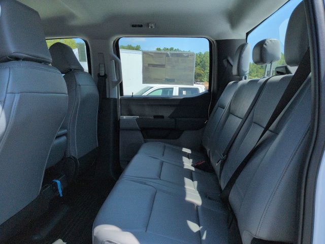 New 2026 Ford F250 XL w/ XL Chrome Package AWD/4WD image 14