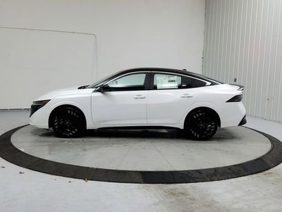 New 2026 Nissan Sentra SR w/ Floor Mat Package