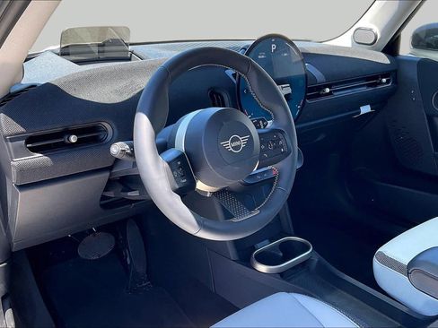 Used 2025 MINI Cooper S FWD image 16