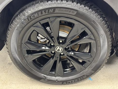 Used 2024 Honda CR-V Sport Touring image 9