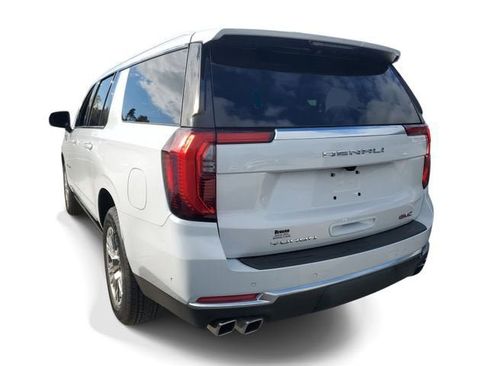 New 2026 GMC Yukon XL Denali image 4