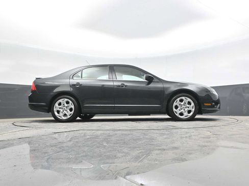 Used 2010 Ford Fusion SE FWD image 30