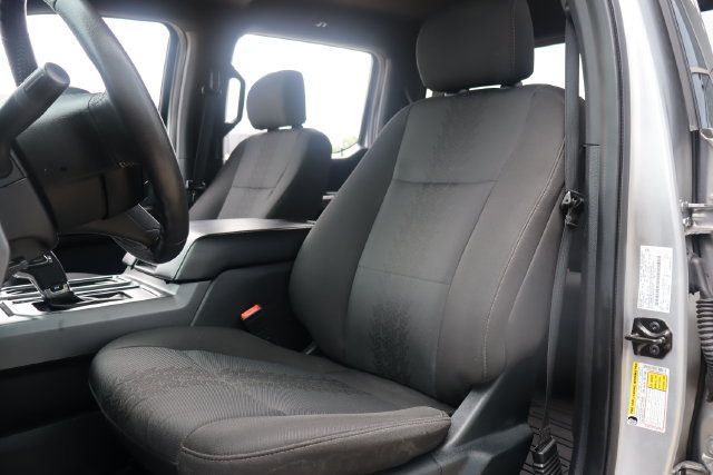 Used 2019 Ford F150 XLT w/ Equipment Group 302A Luxury AWD/4WD image 18