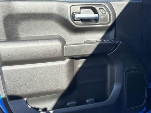 New 2026 Chevrolet Silverado 1500 Custom RWD image 8
