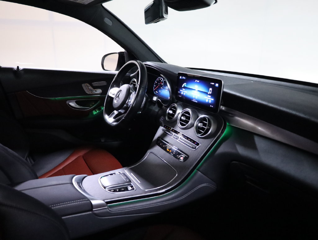 Used 2021 Mercedes-Benz GLC 300 4MATIC Coupe image 46