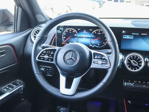 Used 2021 Mercedes-Benz GLB 250 image 15