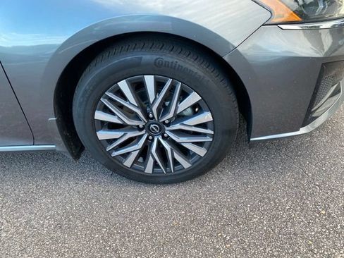 Used 2023 Nissan Altima 2.5 SV FWD image 26