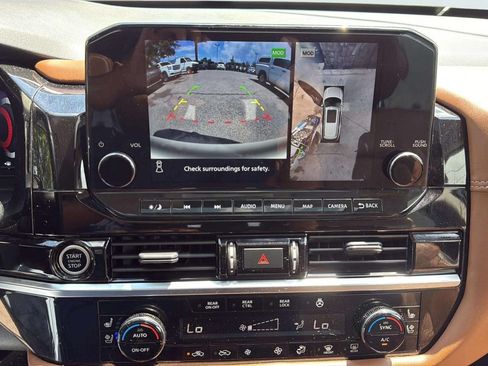 Used 2024 Nissan Pathfinder Platinum w/ Cargo Package AWD/4WD image 14