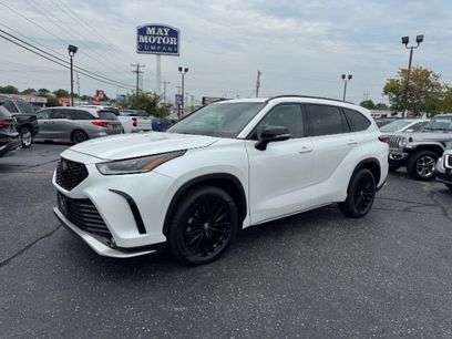 Used 2023 Toyota Highlander XSE