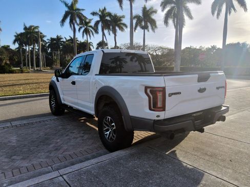 Used 2017 Ford F150 Raptor image 16
