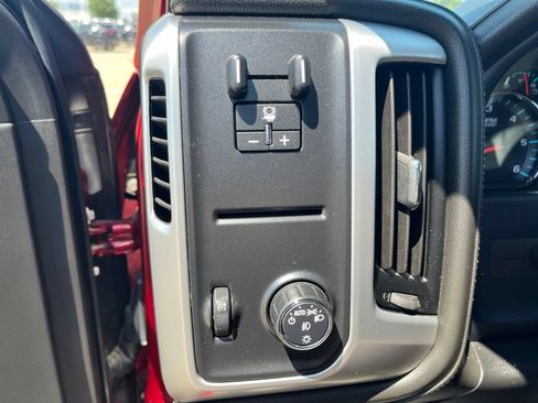 Used 2018 GMC Sierra 1500 SLT w/ Enhanced Driver Alert Package RWD image 13