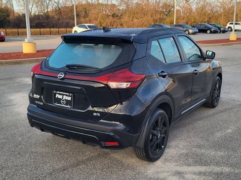 Used 2024 Nissan Kicks SR w/ SR Premium Package image 2