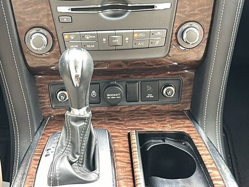 Used 2017 Nissan Armada Platinum w/ Captain Seat Package image 22