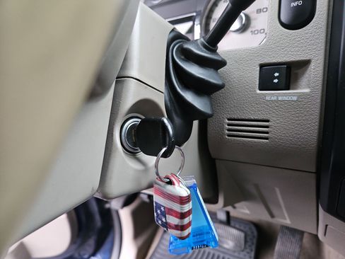 Used 2008 Ford F250 XL image 21