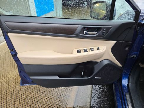 Used 2017 Subaru Legacy 2.5i Limited w/ Popular Package #4 image 10