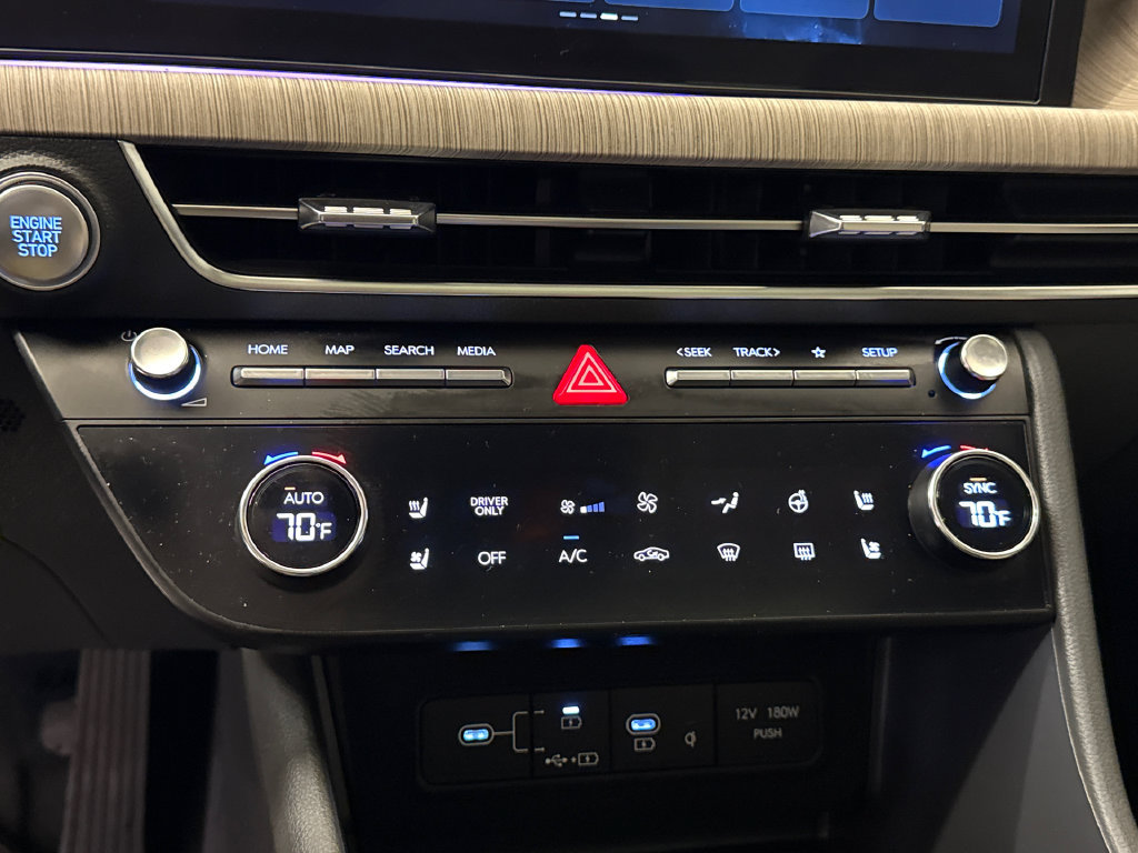 Used 2025 Hyundai Sonata Limited FWD image 28