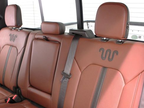 Used 2019 Ford F150 King Ranch w/ Equipment Group 601A Luxury AWD/4WD image 38