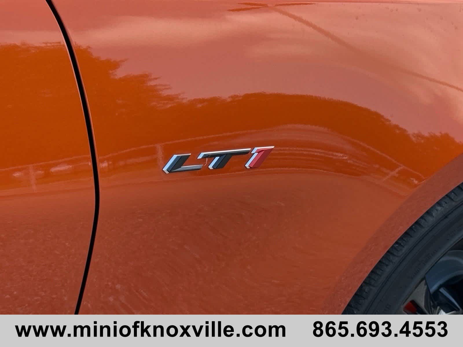 Used 2022 Chevrolet Camaro LT w/ Technology Package RWD image 11
