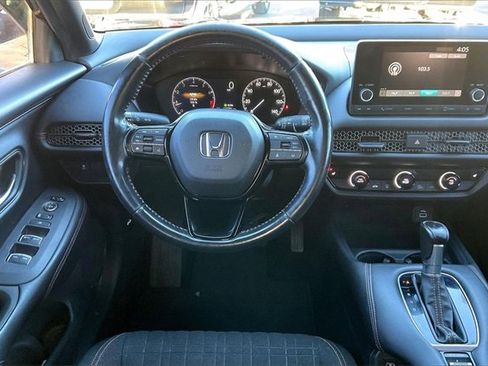 Used 2023 Honda HR-V Sport image 5