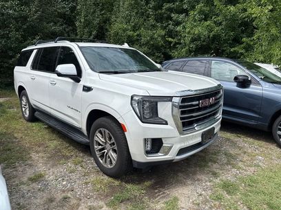 Used 2021 GMC Yukon XL SLT w/ SLT Luxury Plus Package