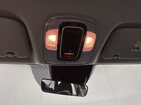 Used 2024 Hyundai Elantra SEL FWD image 24