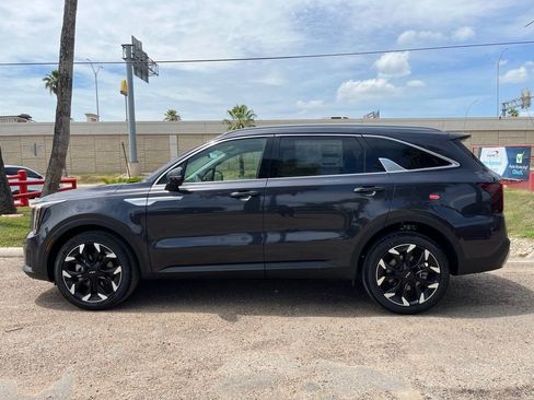 New 2025 Kia Sorento SX FWD image 2