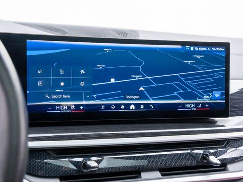 Certified 2024 BMW X5 xDrive40i w/ M Sport Package image 25