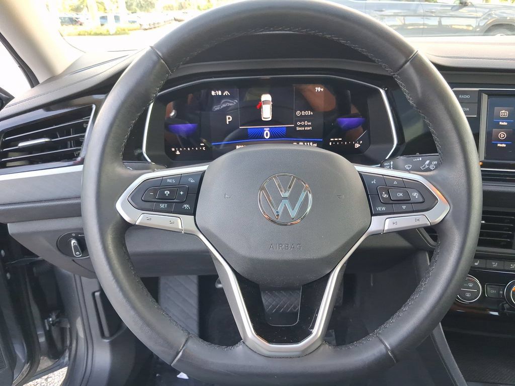 Used 2023 Volkswagen Jetta SE w/ Panoramic Sunroof Package FWD image 20