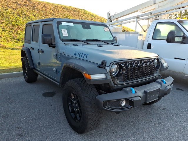 Used 2024 Jeep Wrangler Unlimited AWD/4WD image 10