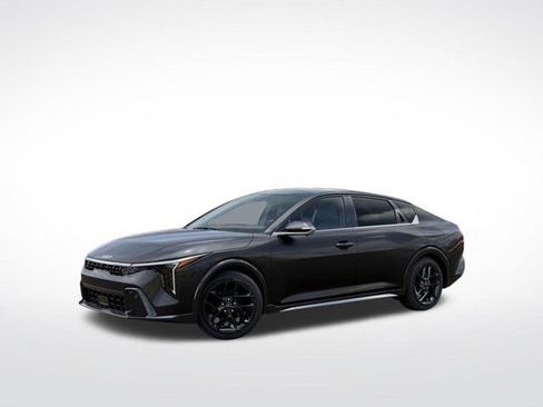 New 2026 Kia K4 GT-Line Turbo FWD image 3