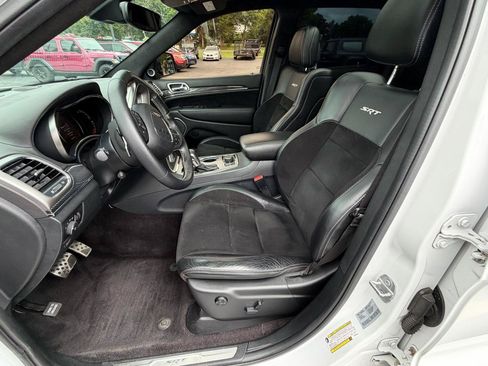 Used 2017 Jeep Grand Cherokee SRT AWD/4WD image 14