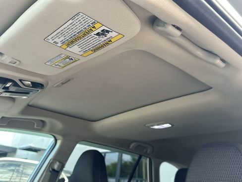 Used 2024 Subaru Outback Premium AWD/4WD image 28