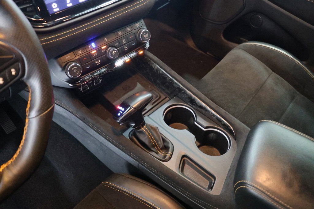 Used 2023 Dodge Durango R/T w/ Hemi Orange Plus Package AWD/4WD image 34