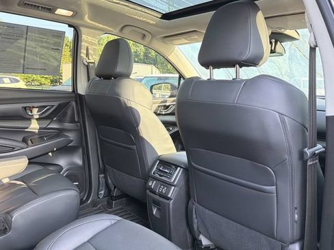 Certified 2025 Subaru Ascent Bronze Edition AWD/4WD image 19