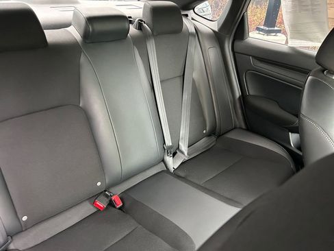 Used 2024 Honda Civic Sport image 30