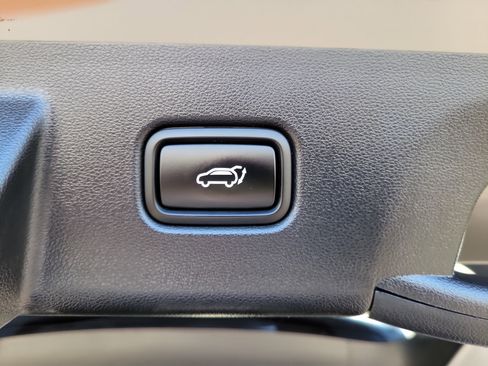 Used 2022 Hyundai Tucson Limited w/ Cargo Package image 19