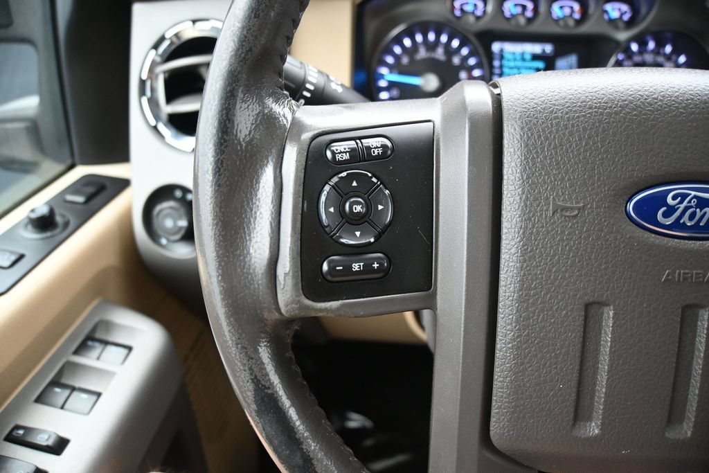 Used 2016 Ford F250 Lariat w/ Lariat Ultimate Package AWD/4WD image 19