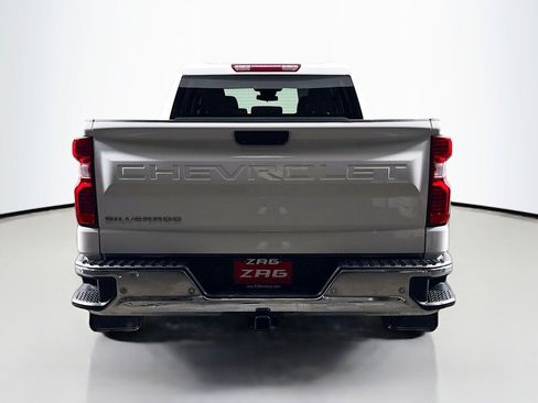 Used 2023 Chevrolet Silverado 1500 W/T w/ WT Safety Package AWD/4WD image 4