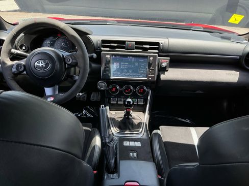 Used 2023 Toyota GR86 Premium w/ ALL Weather Mat Package (TMS) RWD image 15