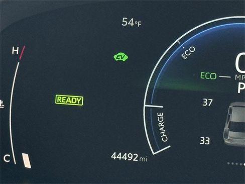 Used 2025 Toyota Camry LE image 16