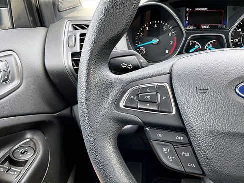 Used 2019 Ford Escape SE image 24