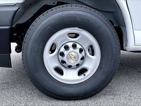 New 2026 Chevrolet Express 2500 w/ Driver Convenience Package RWD image 7