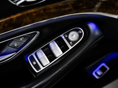 Used 2017 Mercedes-Benz S 550 Sedan image 50
