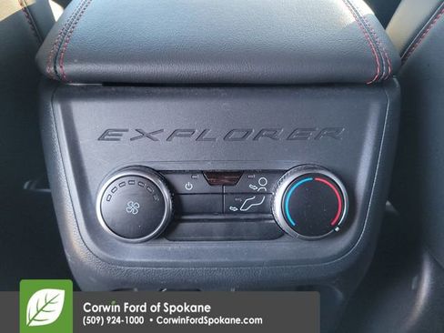 Used 2025 Ford Explorer ST-Line image 17