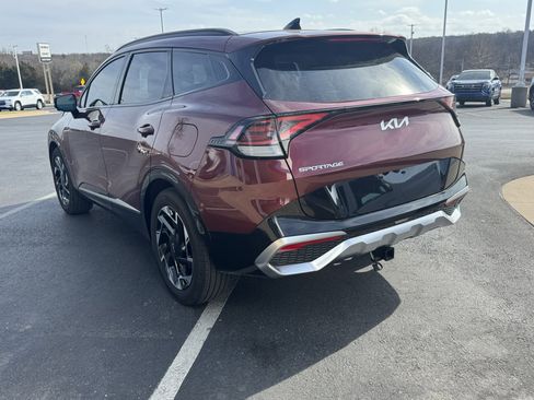 Used 2024 Kia Sportage SX image 3