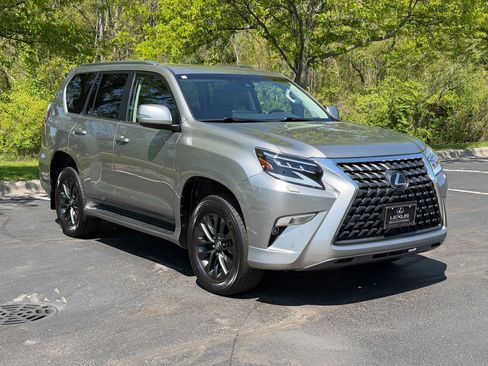 Used 2023 Lexus GX 460 Premium w/ Premium Package AWD/4WD image 7