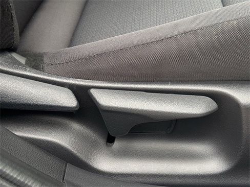 Used 2024 Toyota Prius Limited image 29