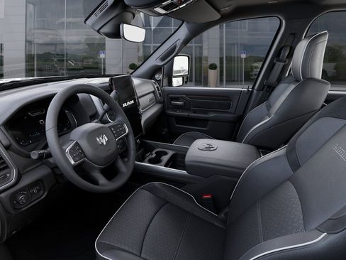 New 2025 RAM 2500 Laramie AWD/4WD image 22