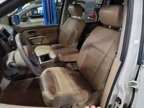 Used 2015 Nissan Armada Platinum w/ 2nd Row Captain Seat Package AWD/4WD image 16